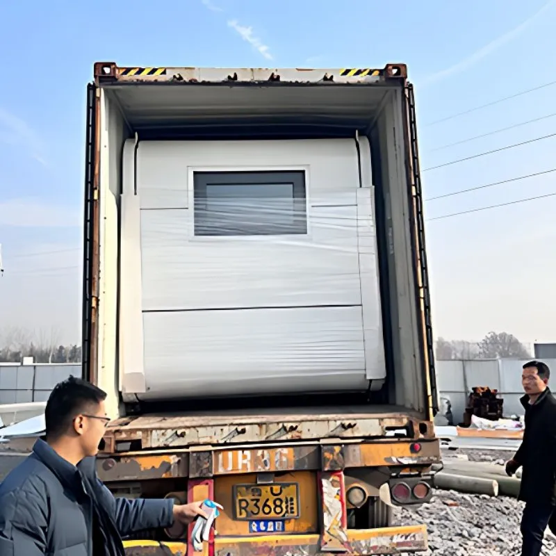 Apple-Cabin-Modular-House-Prefabricated-Tiny-House-Fully-Fur (1) Apple Cabin (Carved Steel Board) - Shandong Yihong Green Construction PrefabricatedBuilding Technology Co.,Ltd